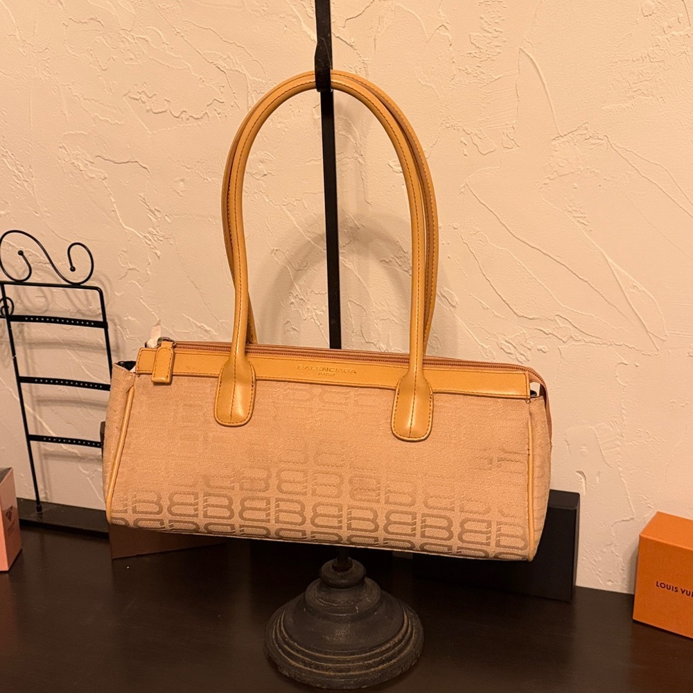Balenciaga Beige Shoulder Bag